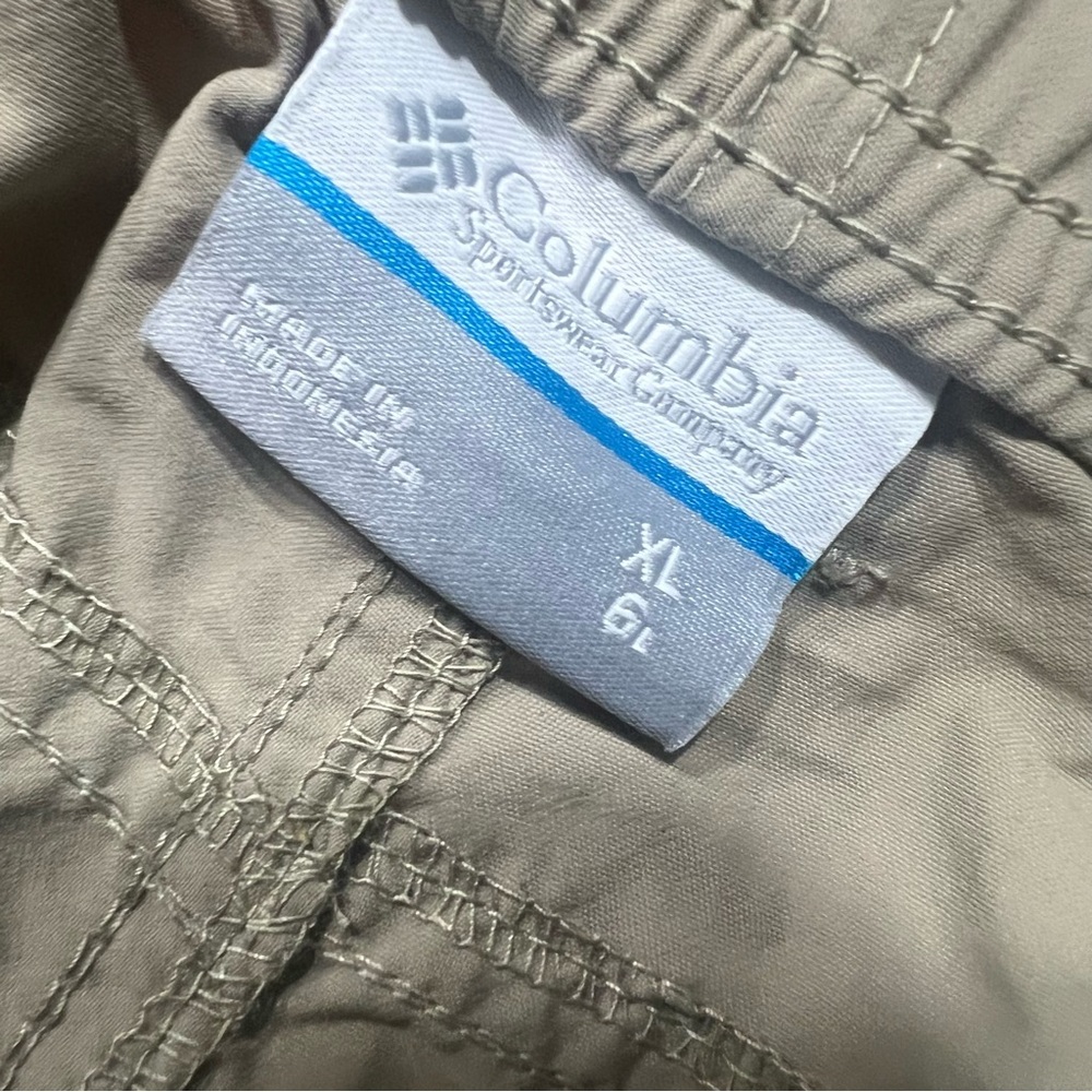 NWT Columbia Sandy River Cargo Shorts Tan Khaki XL 6” belted - Picture 5 of 8
